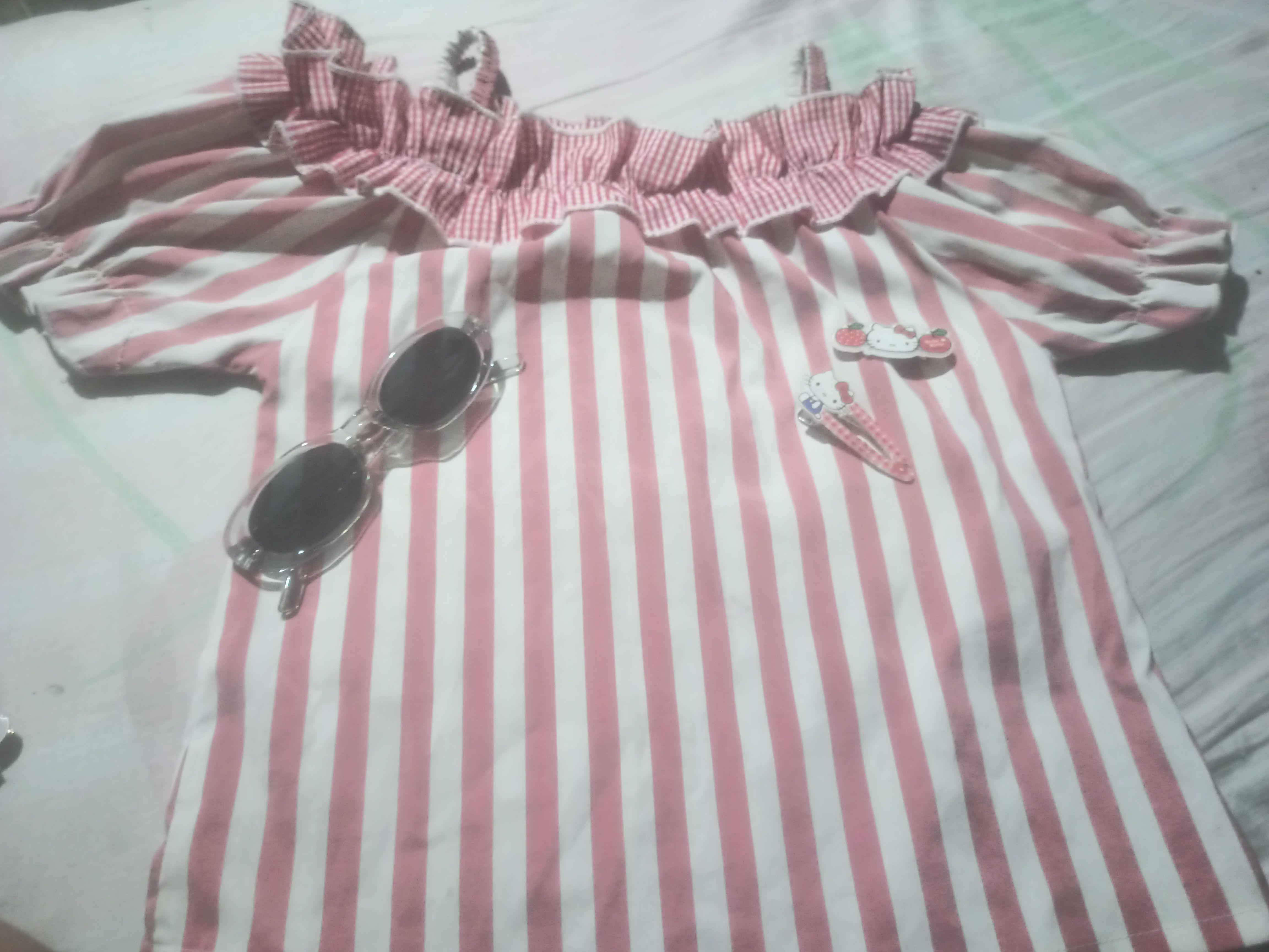 Red And White Lining Uff Shoulder Top