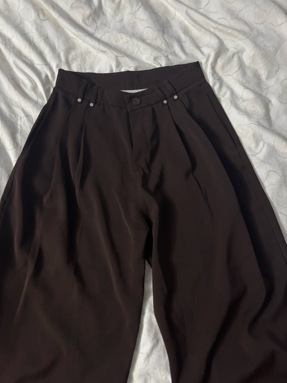 Baggy Pleated Pants - Thumbnail 3