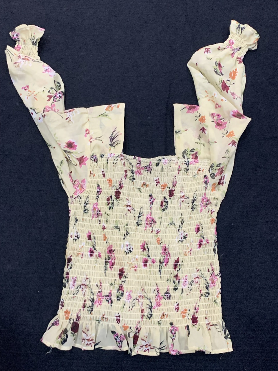 crop top - Thumbnail 2
