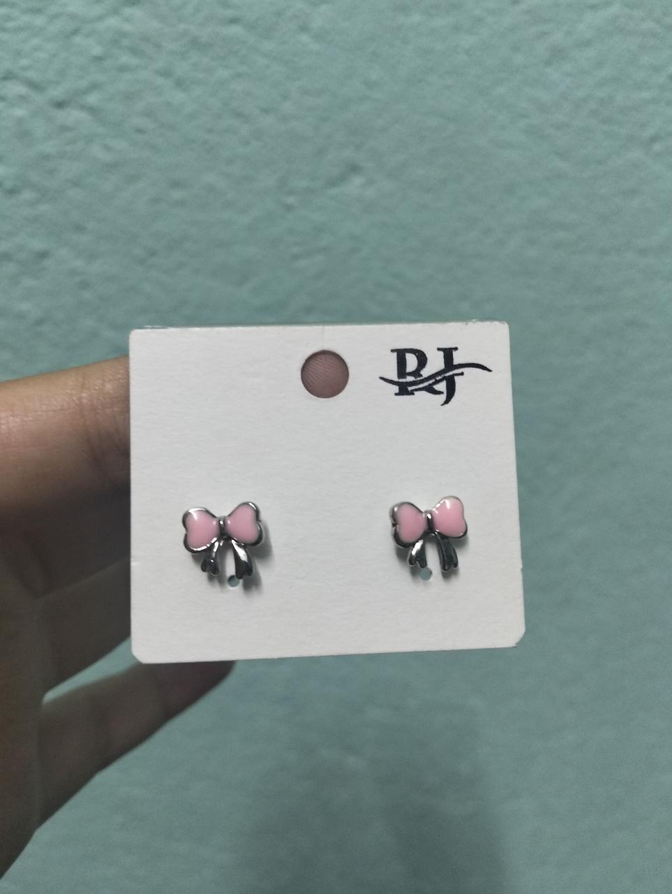 Bow Earring - Thumbnail 3
