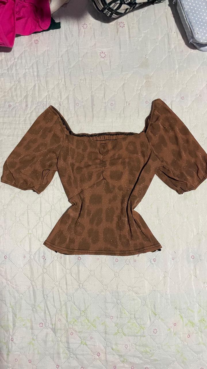 New Tee Top Wore Once Only - Thumbnail 2