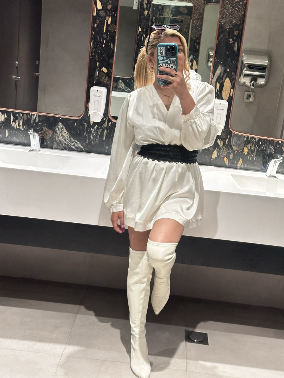 Dress - Thumbnail 4