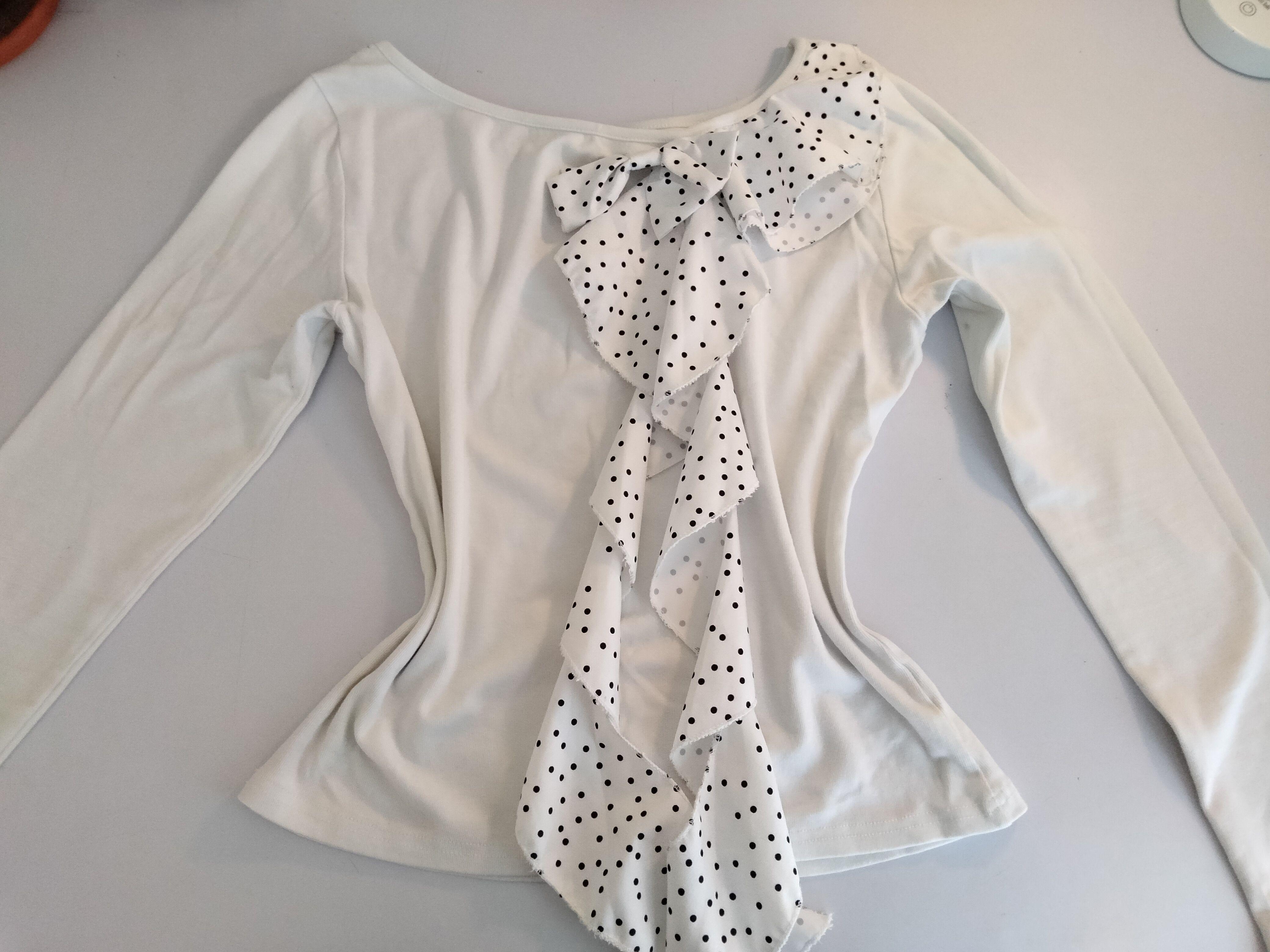 Full Sleeve Top With Polkadot Ruffles - Thumbnail 3