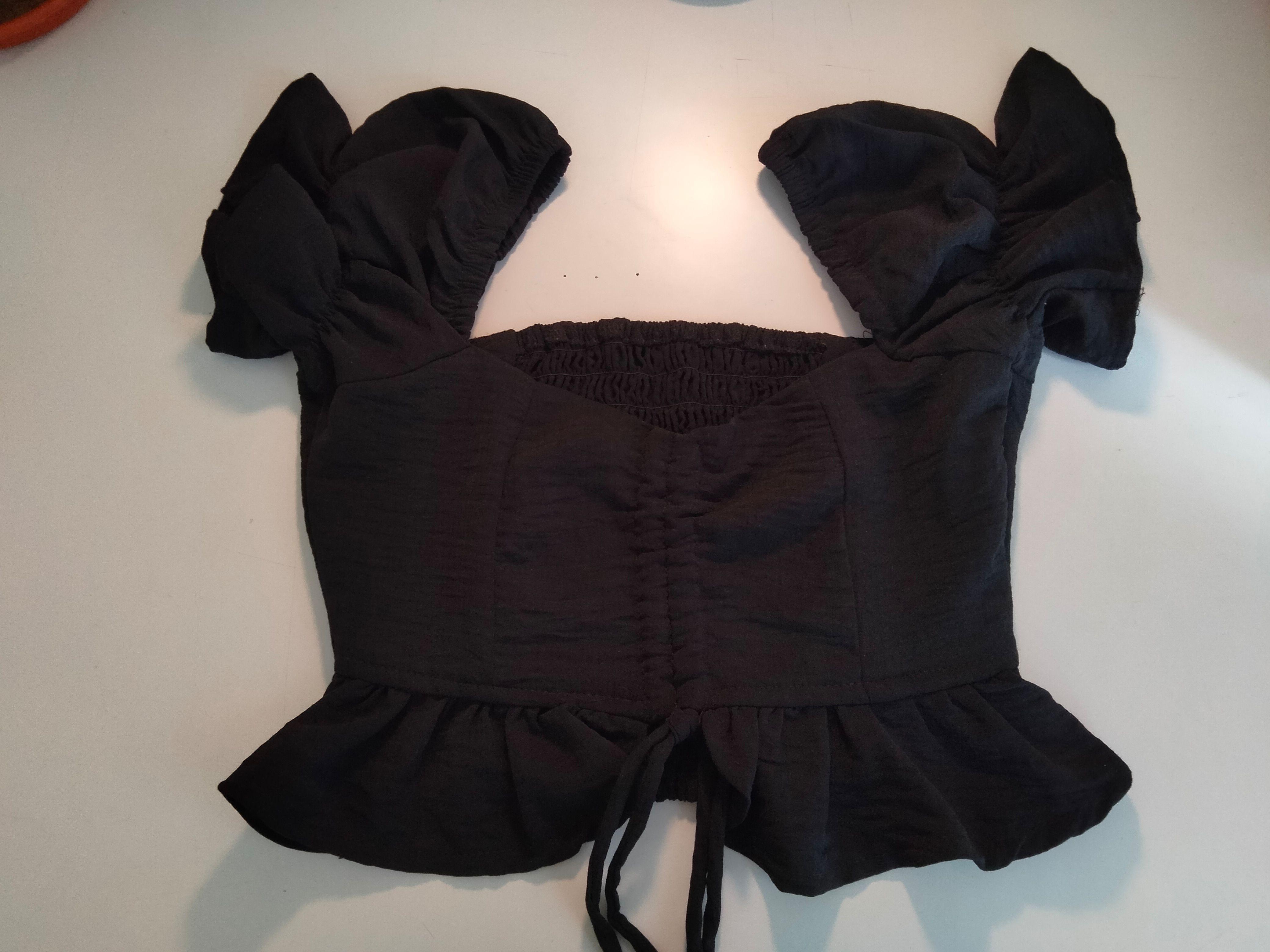 Black Crop Top - Thumbnail 3