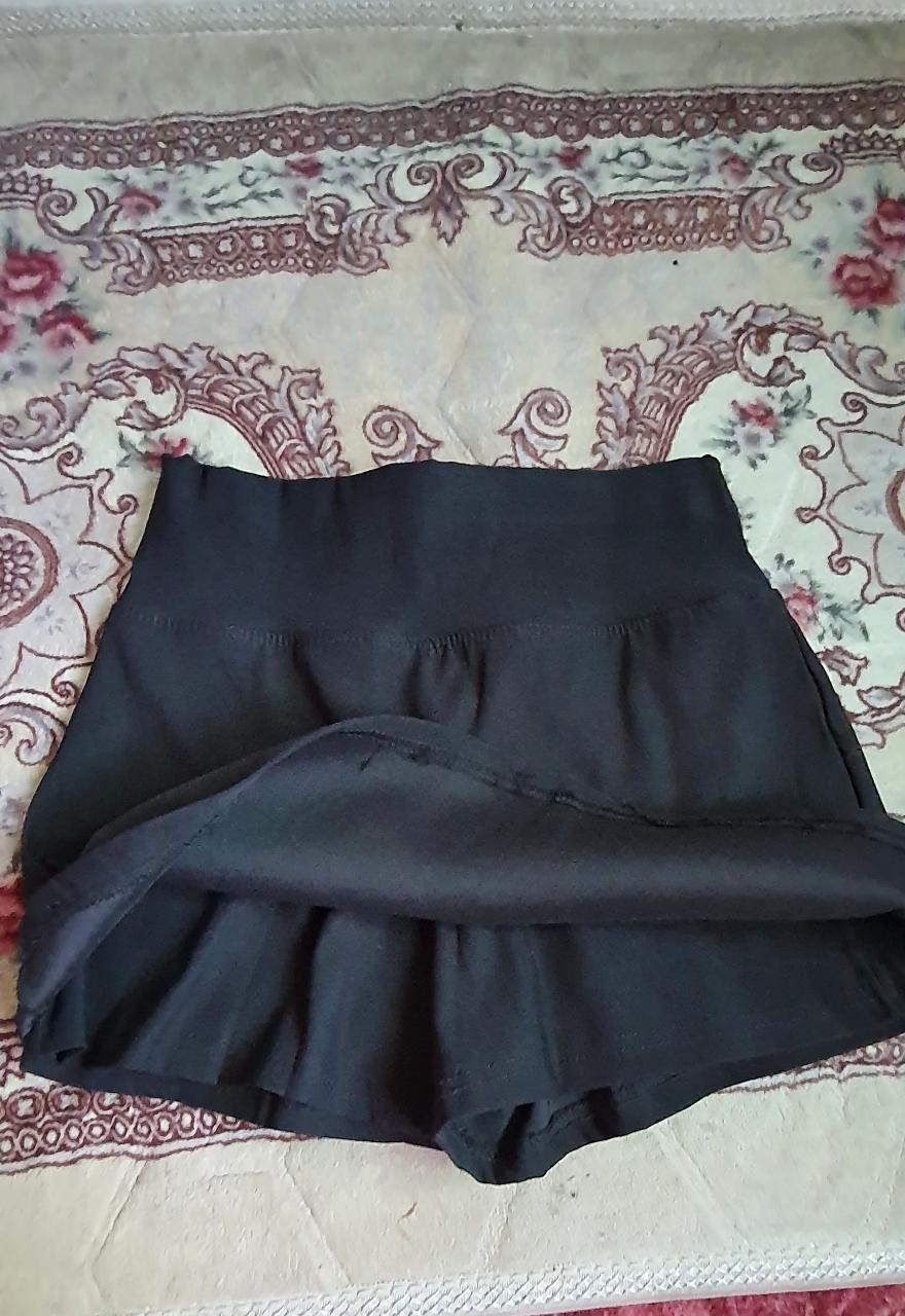 Black Skirt With Attached Shorts - Thumbnail 4