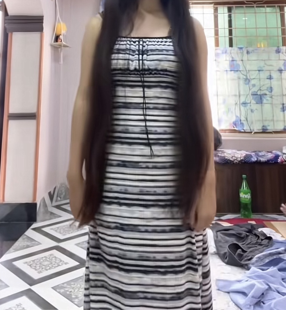 bodycon dress - Thumbnail 3
