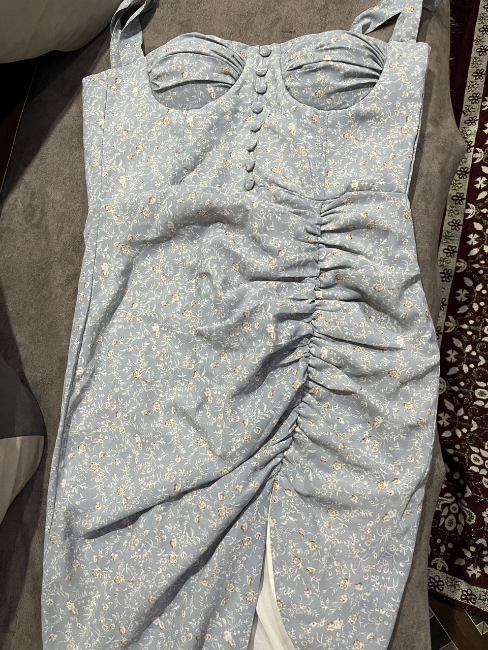 Blue Floral Ruched Bodycon Midi Dress – Size L - Thumbnail 3