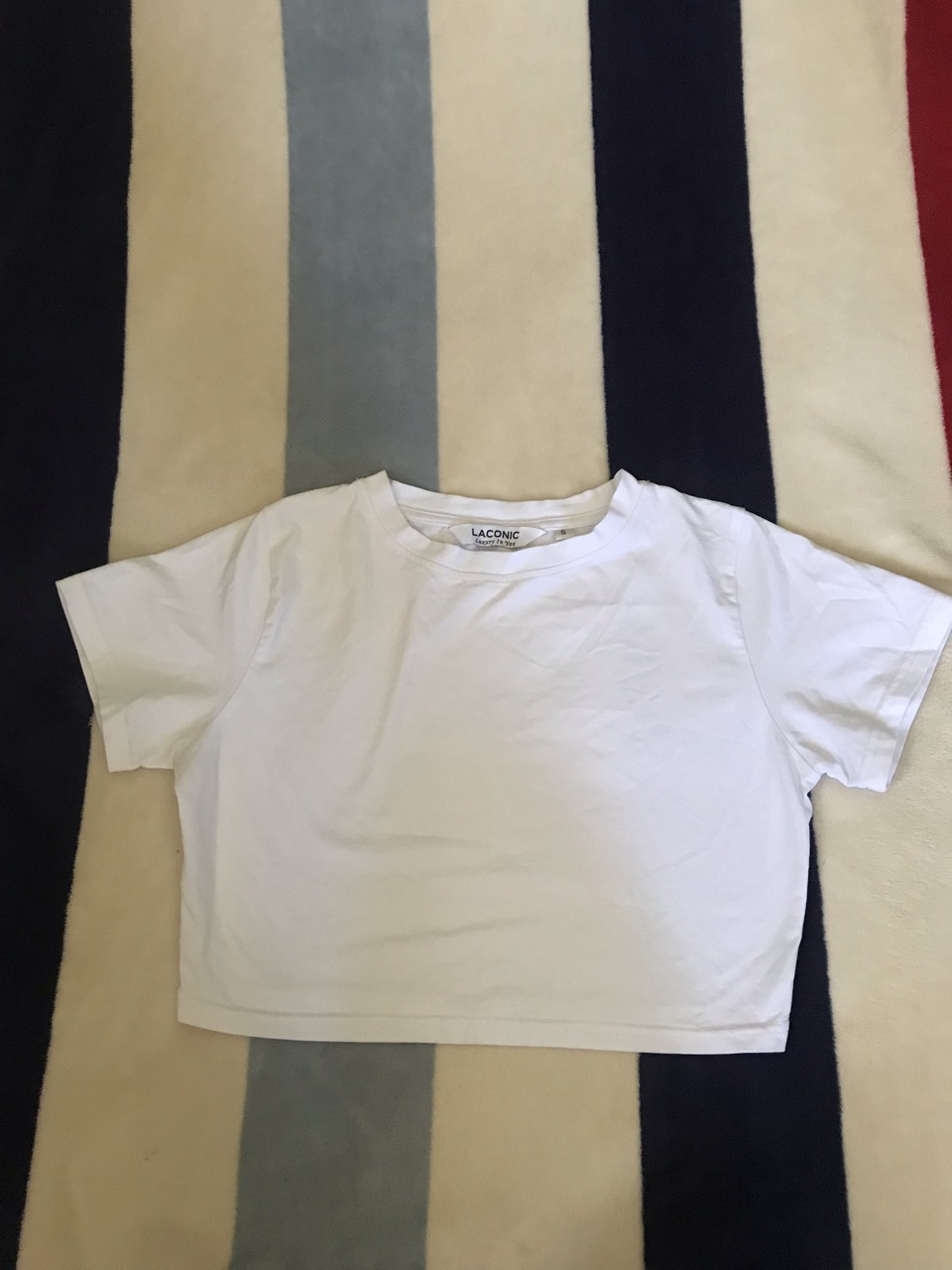 Basic White CropTee - Thumbnail 2