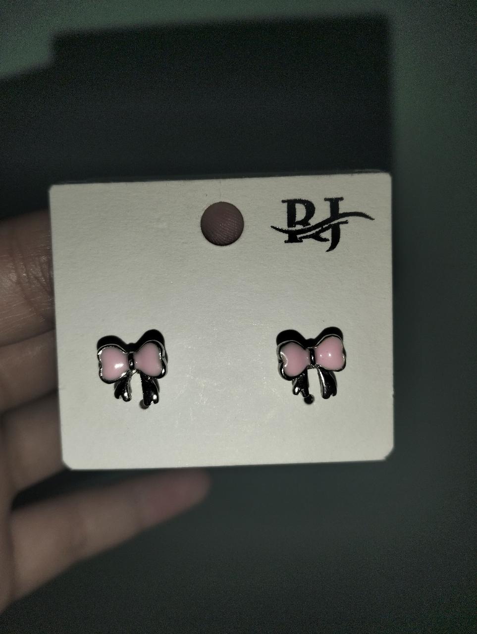 Bow Earring - Thumbnail 2