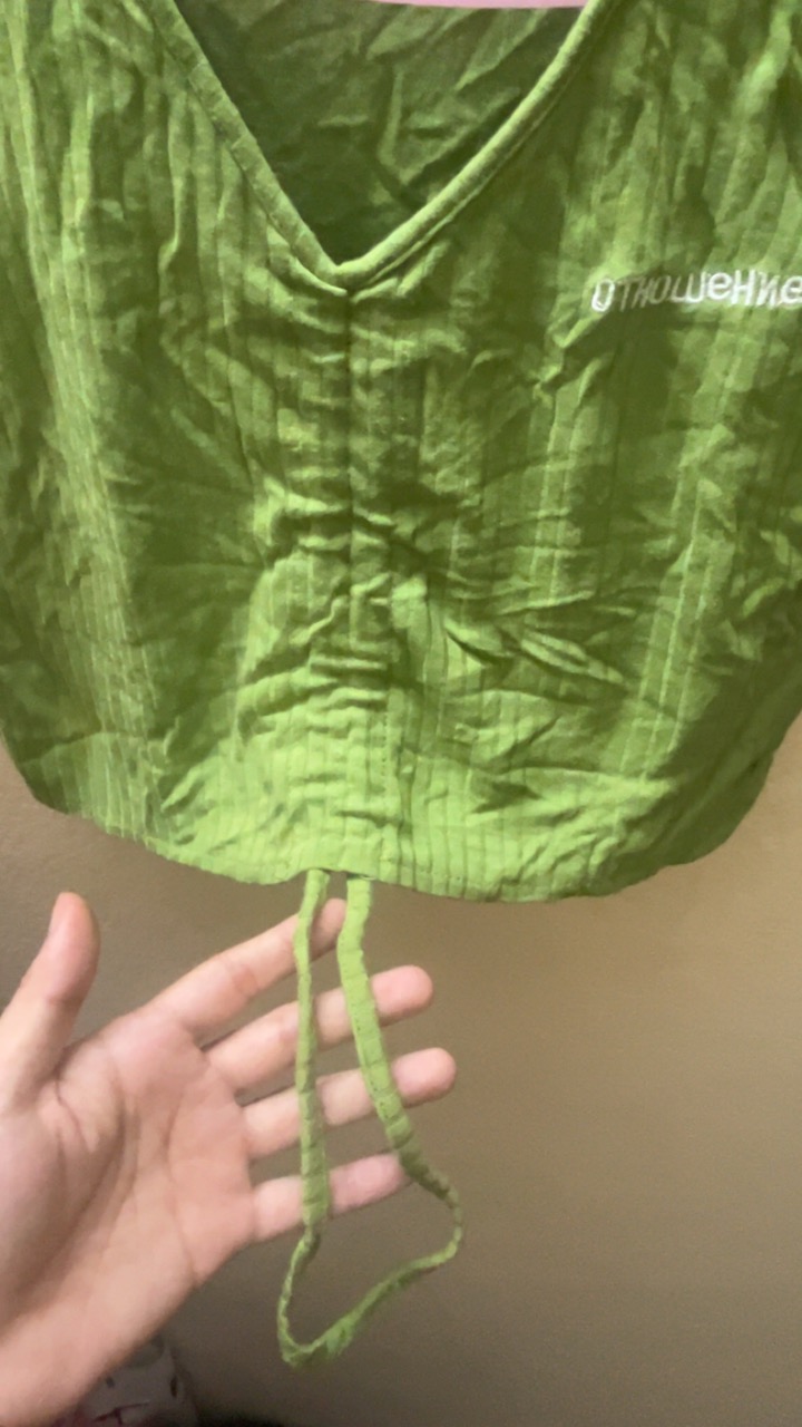 green crop top - Thumbnail 3