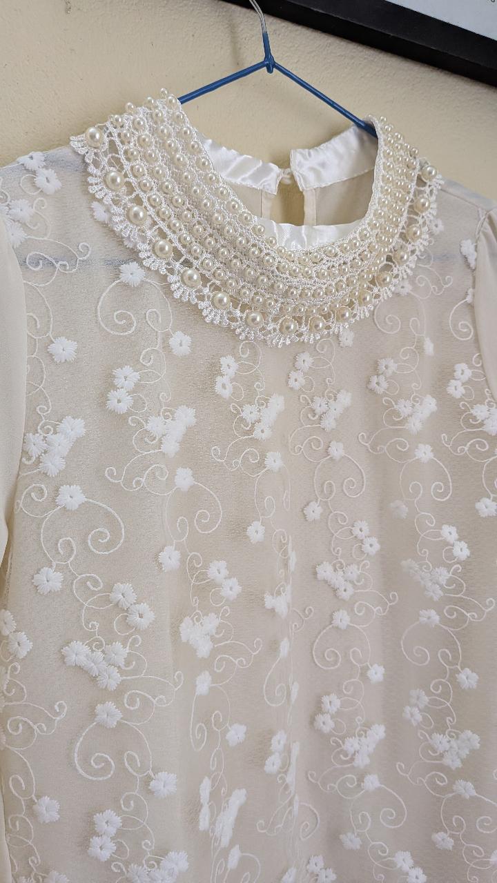 Lacey Top With Pearl Neckline - Thumbnail 2