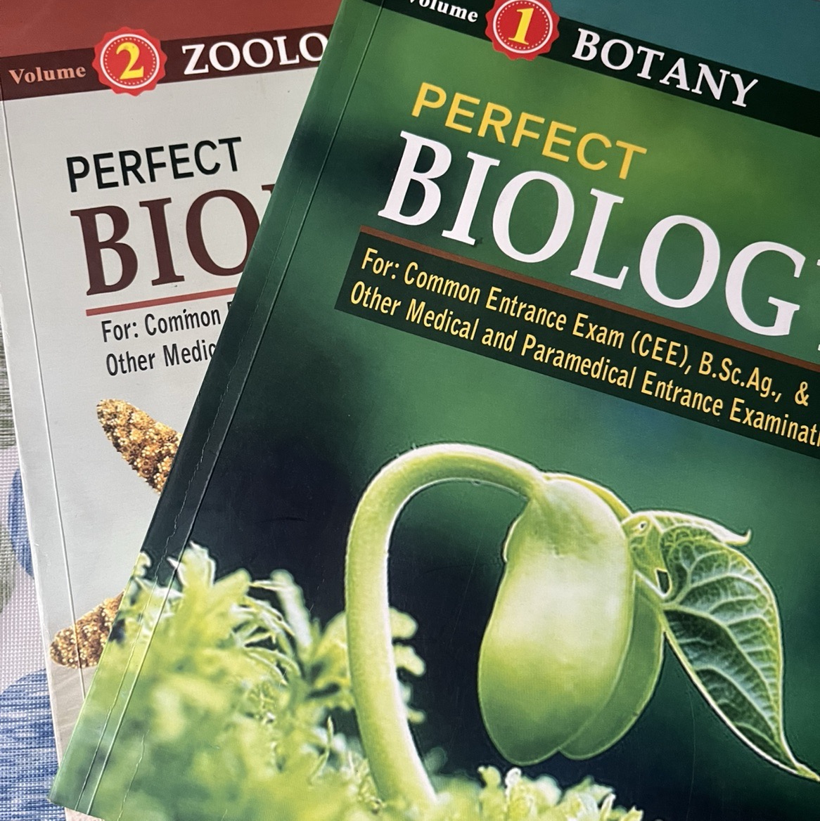 Biolgy (botany And Zoology)Books For CEE Preparation