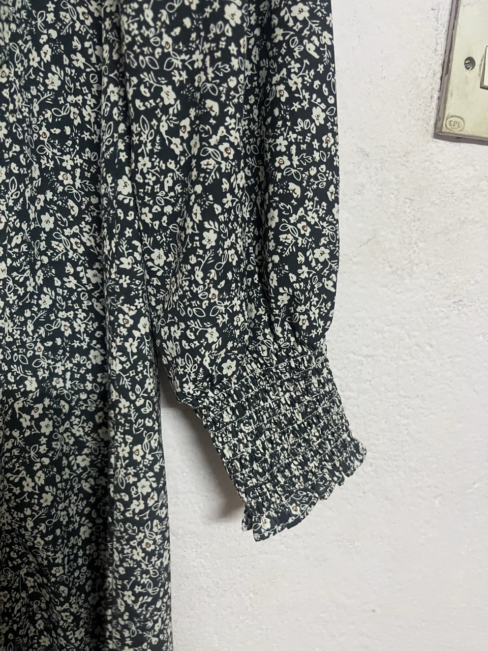 Slit Milkmaid Dress - Thumbnail 4