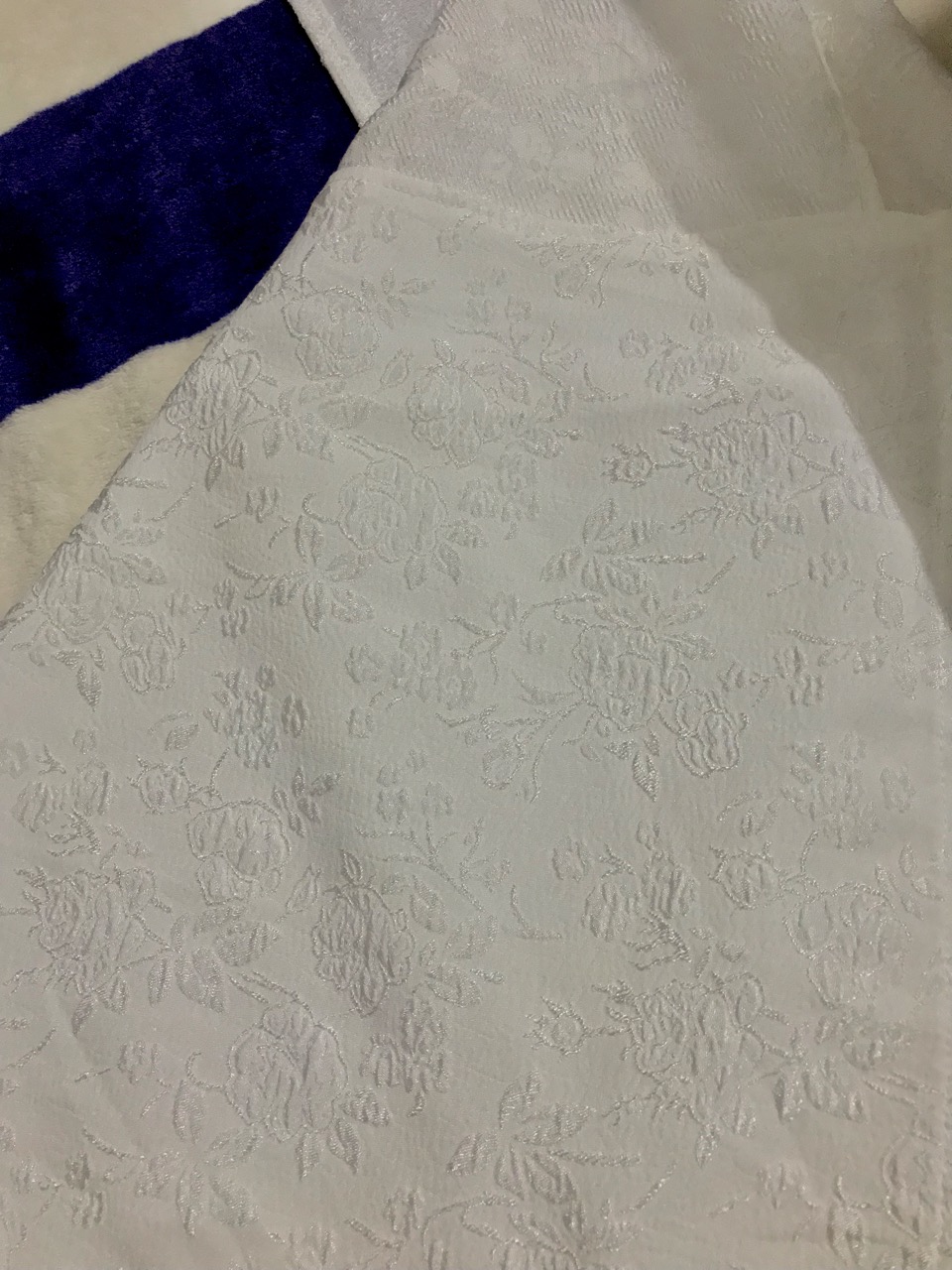 White Koreanstyle Dress With Slit - Thumbnail 4