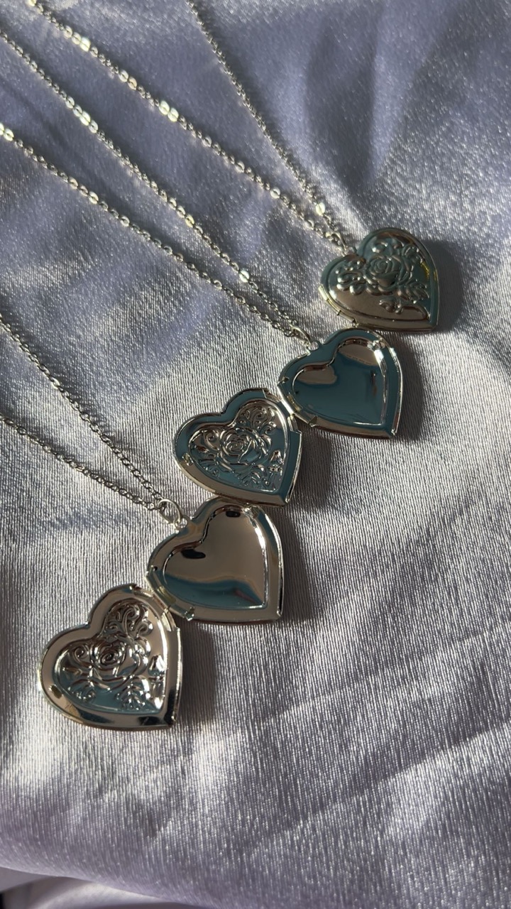 Heart Shaped Necklace - Thumbnail 4