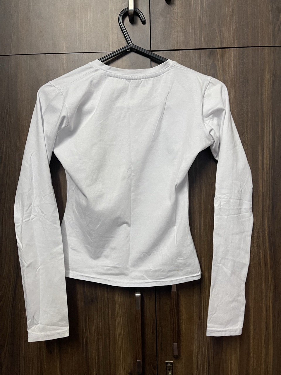 Graphic Crop Tee - Thumbnail 3