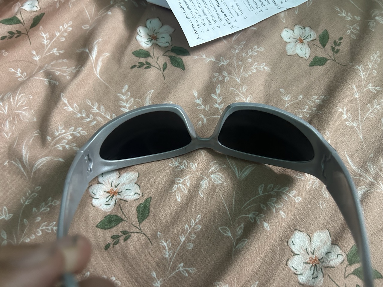 Y2k Glass - Thumbnail 3
